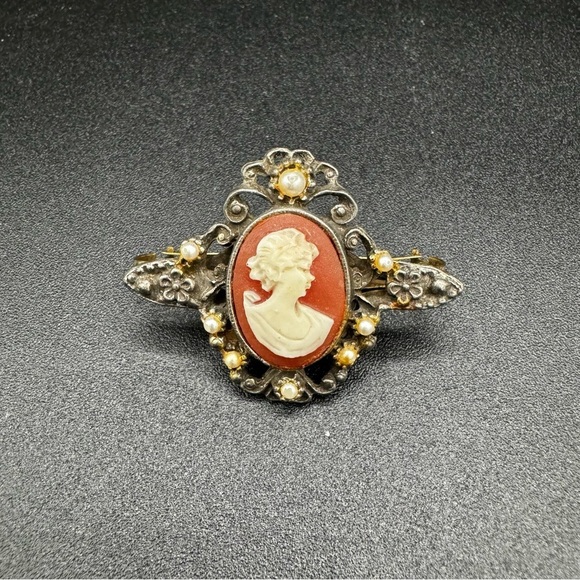 Very Old Vintage Carved Shell Cameo Scarf Clip - Picture 1 of 15